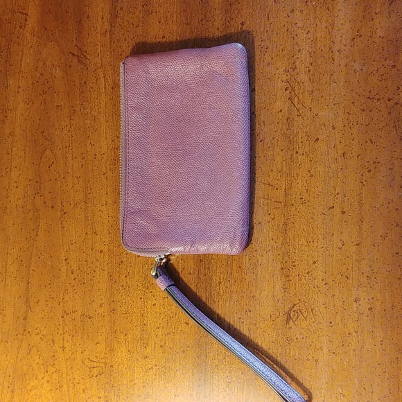 Leather Coach coin purse/wristlet in plum purple - Picture 2 of 7